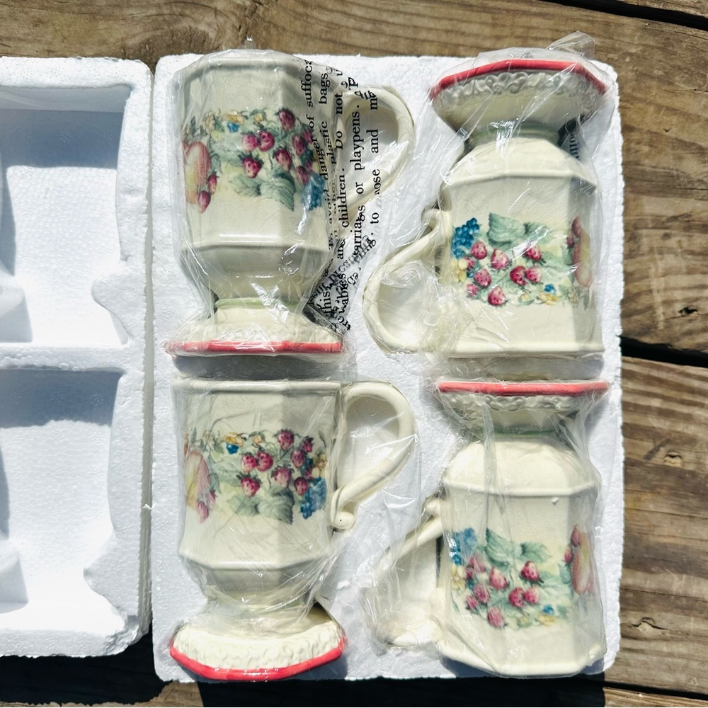 Avon 1980s Sweet Country Harvest Mugs set of 4 Vintage